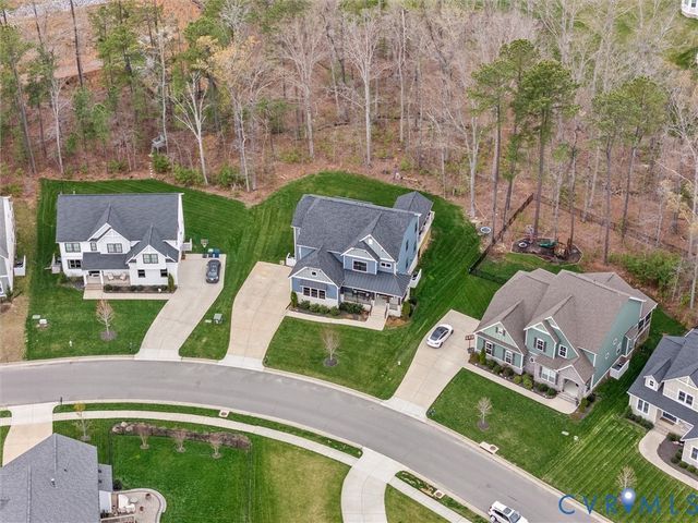 7118 Maple Summit Ln, Moseley, VA 23120