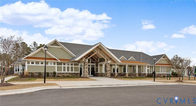 7118 Maple Summit Ln, Moseley, VA 23120
