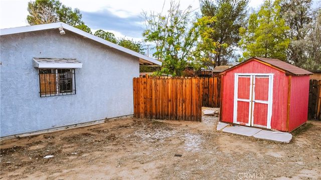 21390 Tussing Ranch Road, Apple Valley, CA 92308