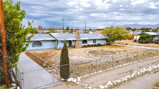 21390 Tussing Ranch Road, Apple Valley, CA 92308