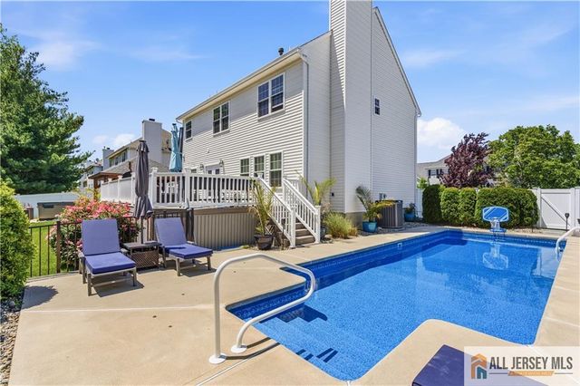 23 Lark Drive, South River, NJ 08882