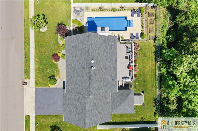 23 Lark Drive, South River, NJ 08882