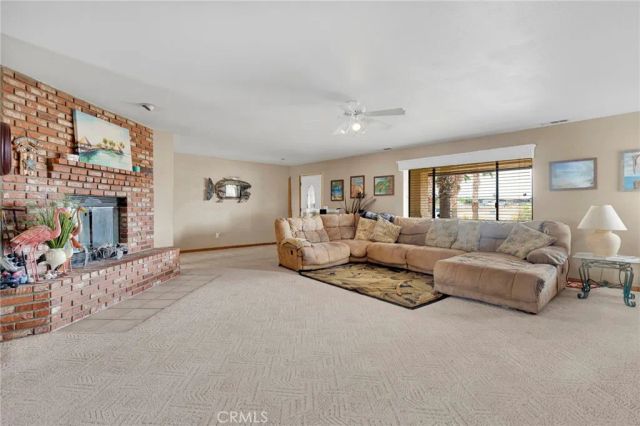 15742 Sycamore, Hesperia, CA 92345