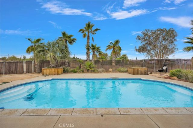 15742 Sycamore, Hesperia, CA 92345