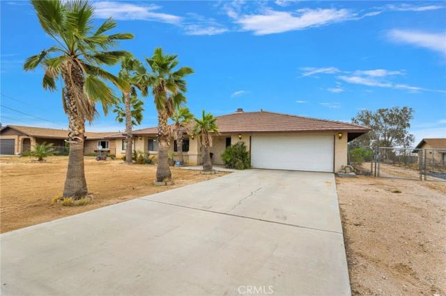 15742 Sycamore, Hesperia, CA 92345
