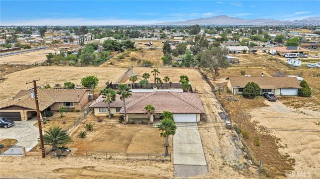 15742 Sycamore, Hesperia, CA 92345