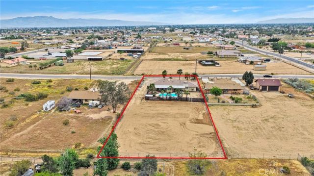 15742 Sycamore, Hesperia, CA 92345