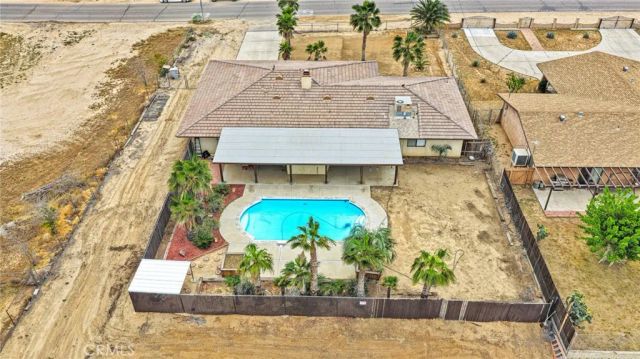 15742 Sycamore, Hesperia, CA 92345