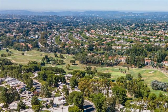 28149 Manchuca, Mission Viejo, CA 92692