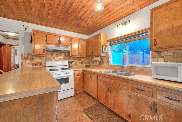 438 Boyd Trail, Big Bear Lake, CA 92315