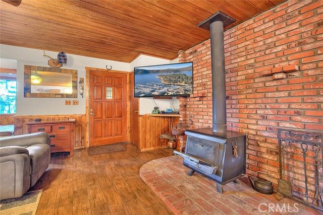 438 Boyd Trail, Big Bear Lake, CA 92315