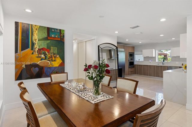 1014 Jefferson St, Hollywood, FL 33019