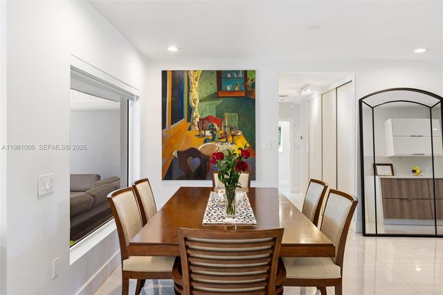 1014 Jefferson St, Hollywood, FL 33019