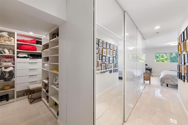 1014 Jefferson St, Hollywood, FL 33019