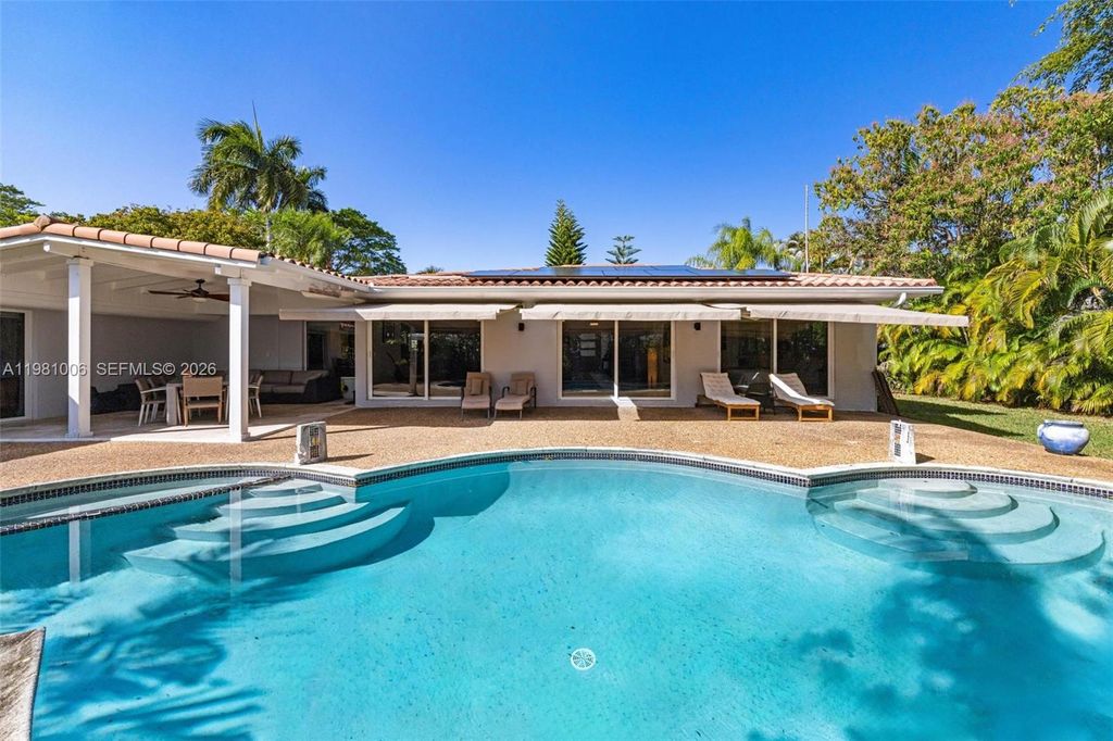 1014 Jefferson St, Hollywood, FL 33019