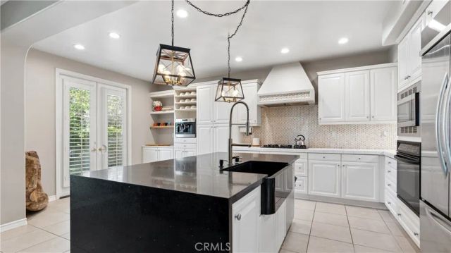 26803 Brookhollow, Valencia, CA 91355