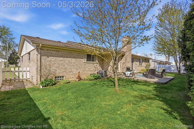 11340 Alger Street, Warren, MI 48093