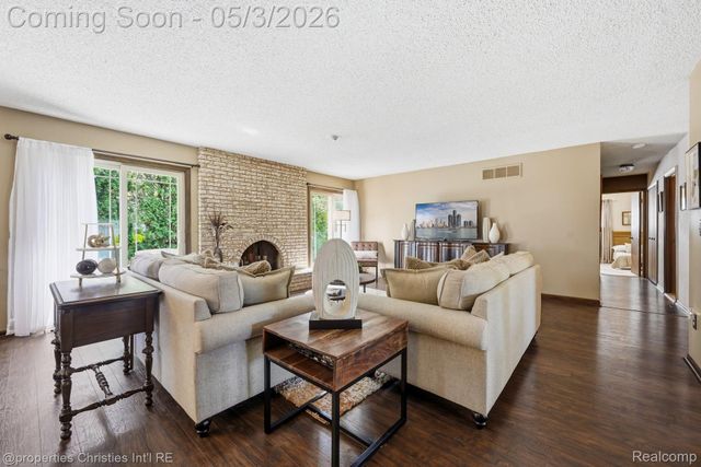11340 Alger Street, Warren, MI 48093