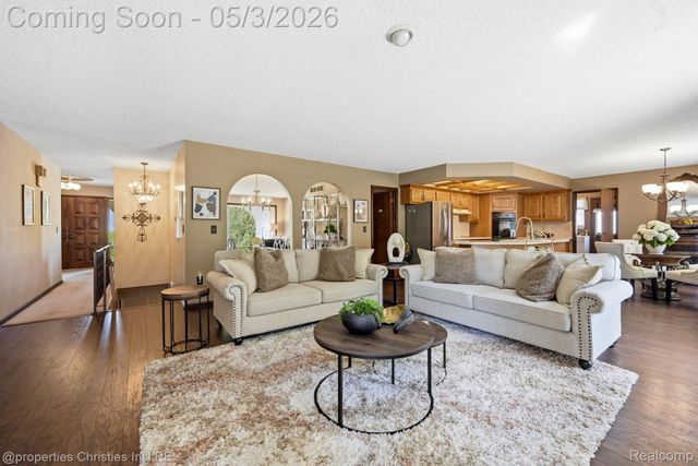 11340 Alger Street, Warren, MI 48093