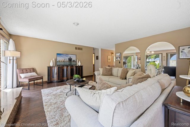 11340 Alger Street, Warren, MI 48093