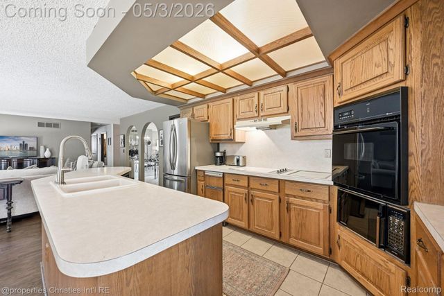11340 Alger Street, Warren, MI 48093