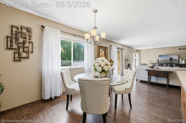 11340 Alger Street, Warren, MI 48093