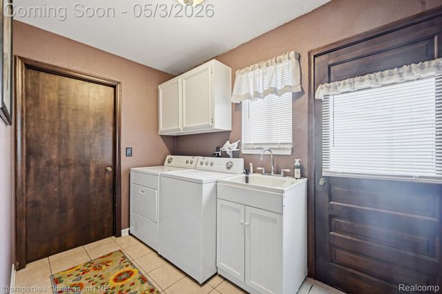 11340 Alger Street, Warren, MI 48093