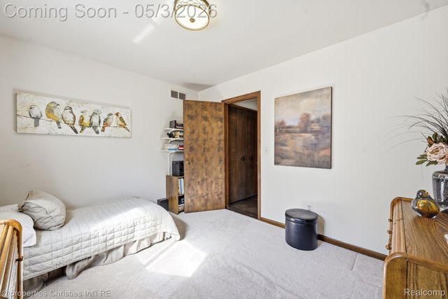 11340 Alger Street, Warren, MI 48093