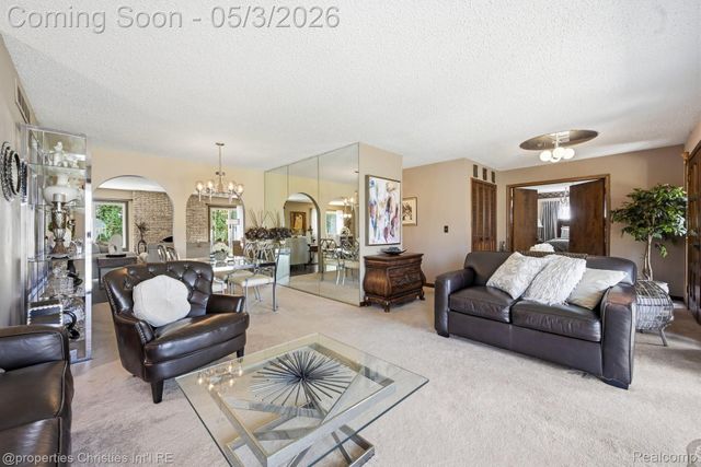 11340 Alger Street, Warren, MI 48093