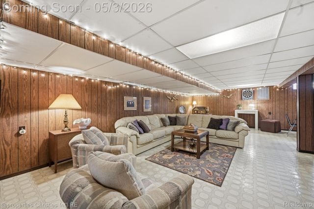 11340 Alger Street, Warren, MI 48093