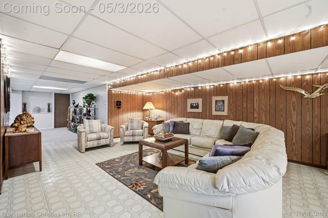 11340 Alger Street, Warren, MI 48093