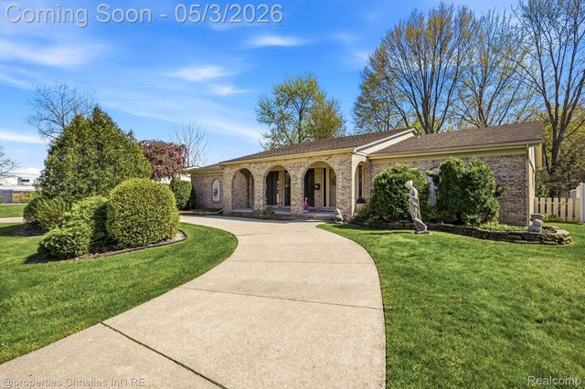 11340 Alger Street, Warren, MI 48093