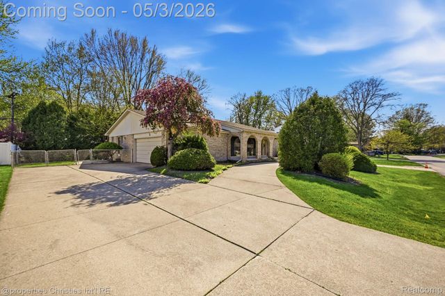 11340 Alger Street, Warren, MI 48093