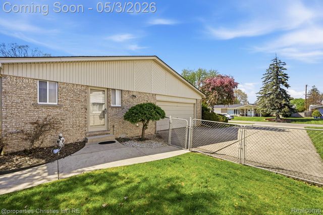 11340 Alger Street, Warren, MI 48093