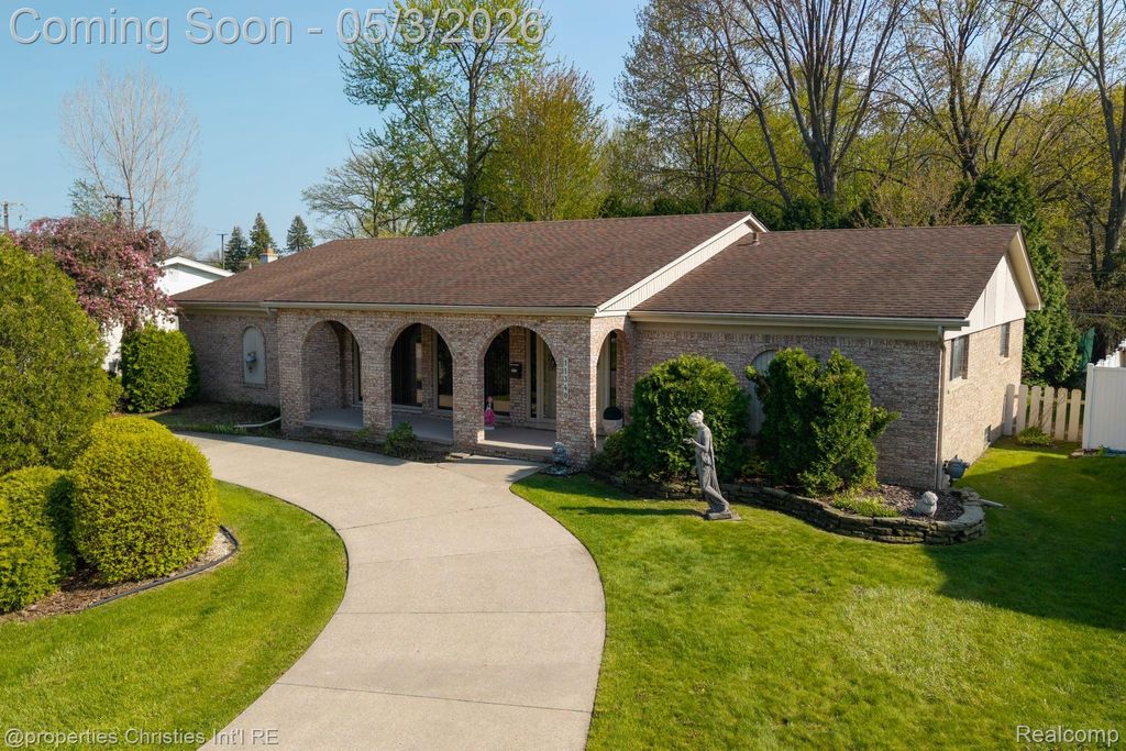 11340 Alger Street, Warren, MI 48093