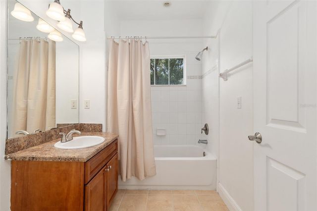 1500 NW 4TH AVENUE 209, Gainesville, FL 32603