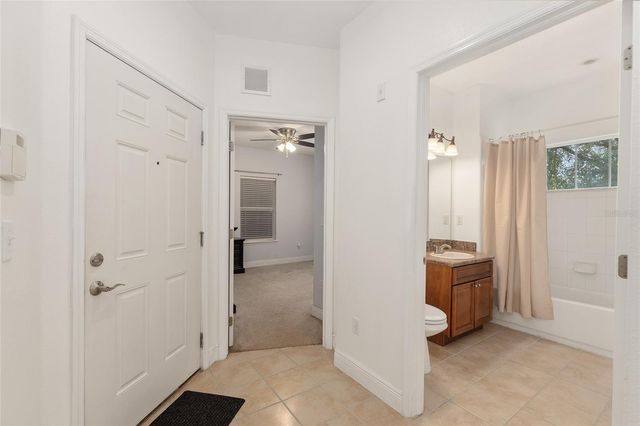1500 NW 4TH AVENUE 209, Gainesville, FL 32603