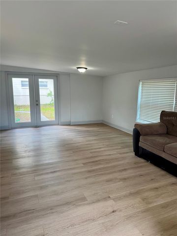 4314 N RIVER VIEW AVENUE, Tampa, FL 33607