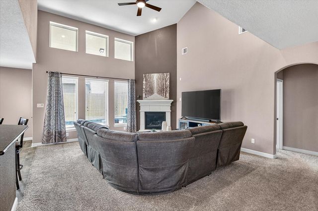 10066 S Whimbrel Circle, Conroe, TX 77385