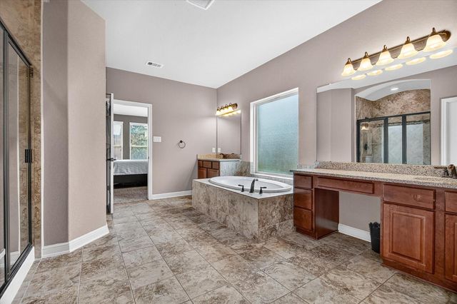 10066 S Whimbrel Circle, Conroe, TX 77385