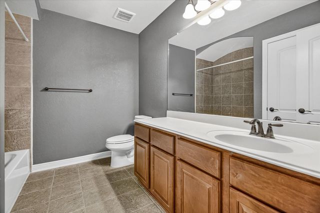 10066 S Whimbrel Circle, Conroe, TX 77385