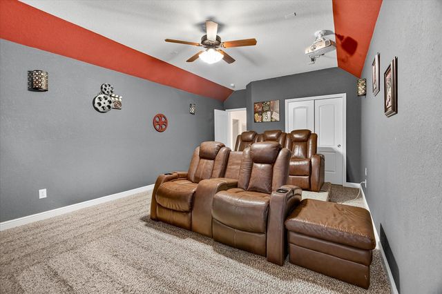 10066 S Whimbrel Circle, Conroe, TX 77385