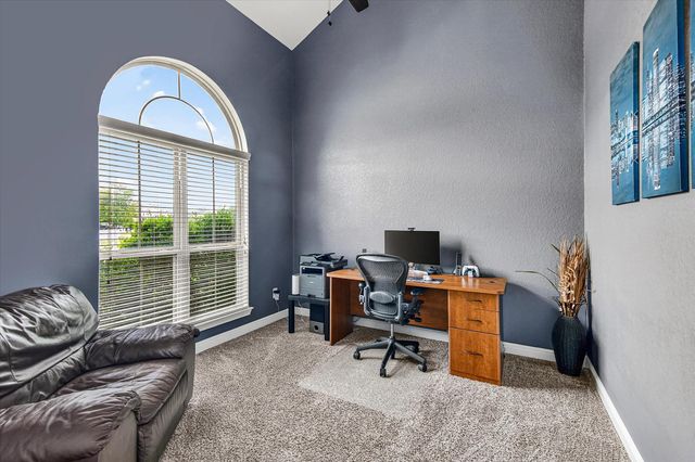 10066 S Whimbrel Circle, Conroe, TX 77385