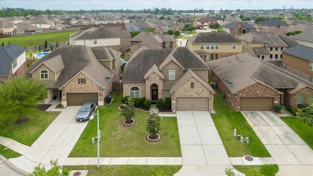 10066 S Whimbrel Circle, Conroe, TX 77385