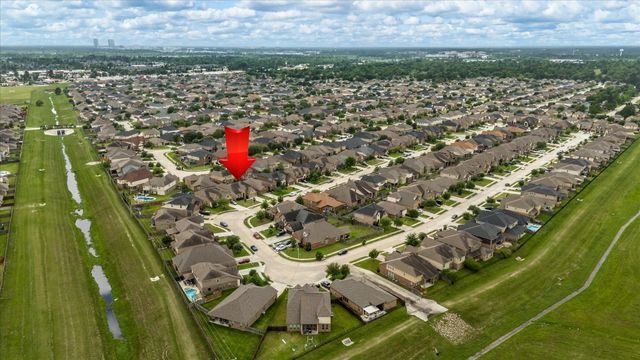 10066 S Whimbrel Circle, Conroe, TX 77385