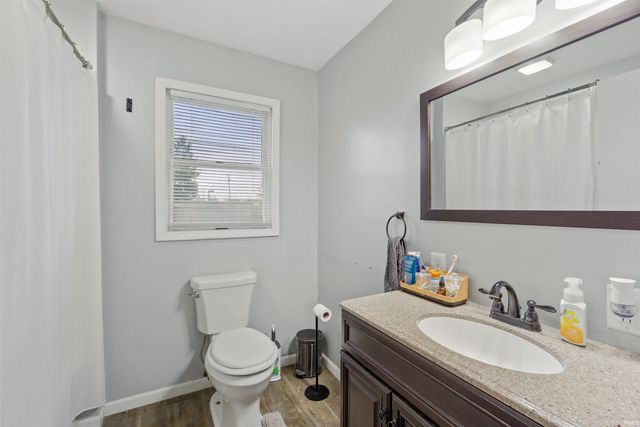 1807 W Wenlock Drive, Marion, IN 46952