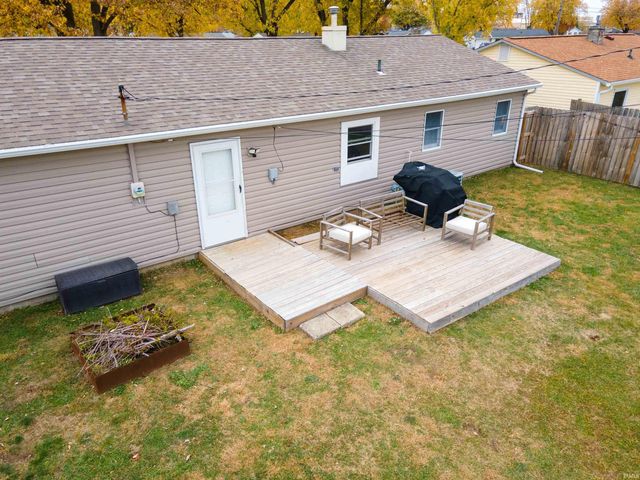 1807 W Wenlock Drive, Marion, IN 46952