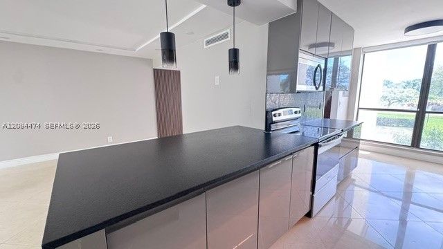 2503 Bridgewood Ln 2503, Boca Raton, FL 33434