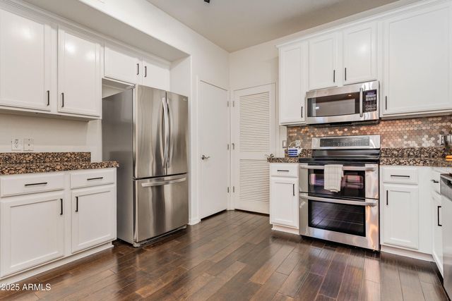 706 E WASHINGTON Street 124, Phoenix, AZ 85034