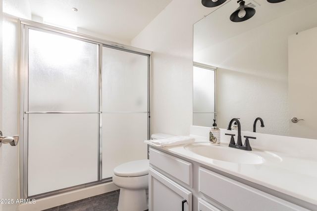 706 E WASHINGTON Street 124, Phoenix, AZ 85034